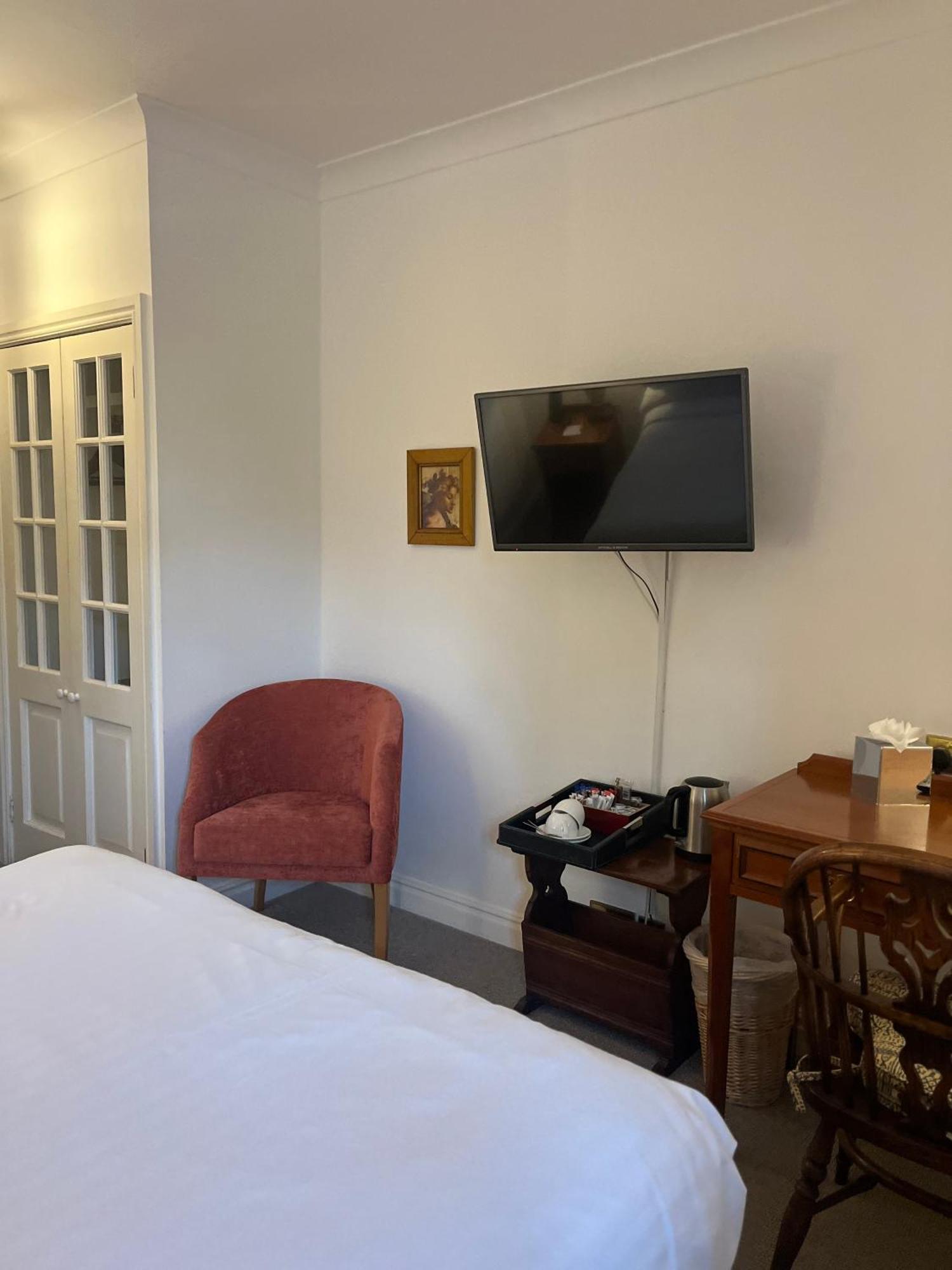 Classic Twin Room
